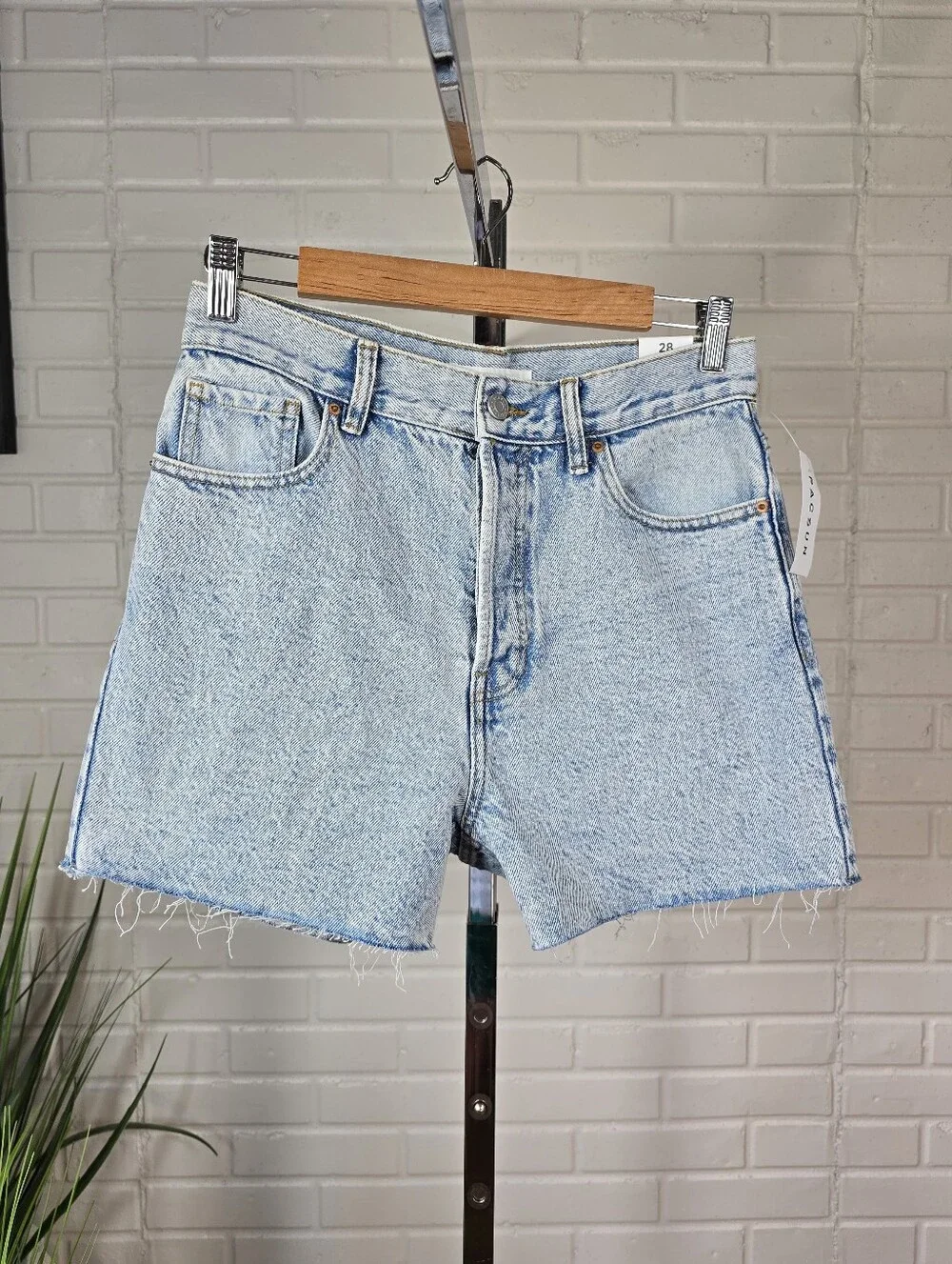 PacSun Light Wash High-Rise Denim Jean Shorts - Picture 3 of 11